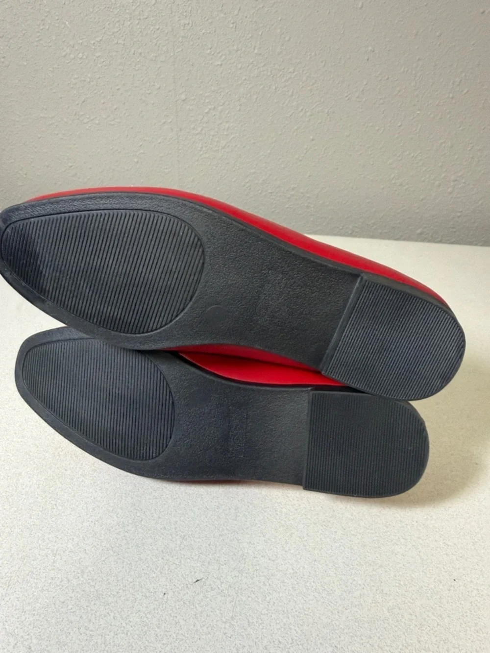 Men's Red Leather Slip-On Loafers with Gold Chain Accent